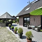 Spacious Mansion With Meadow View In Bruinisse